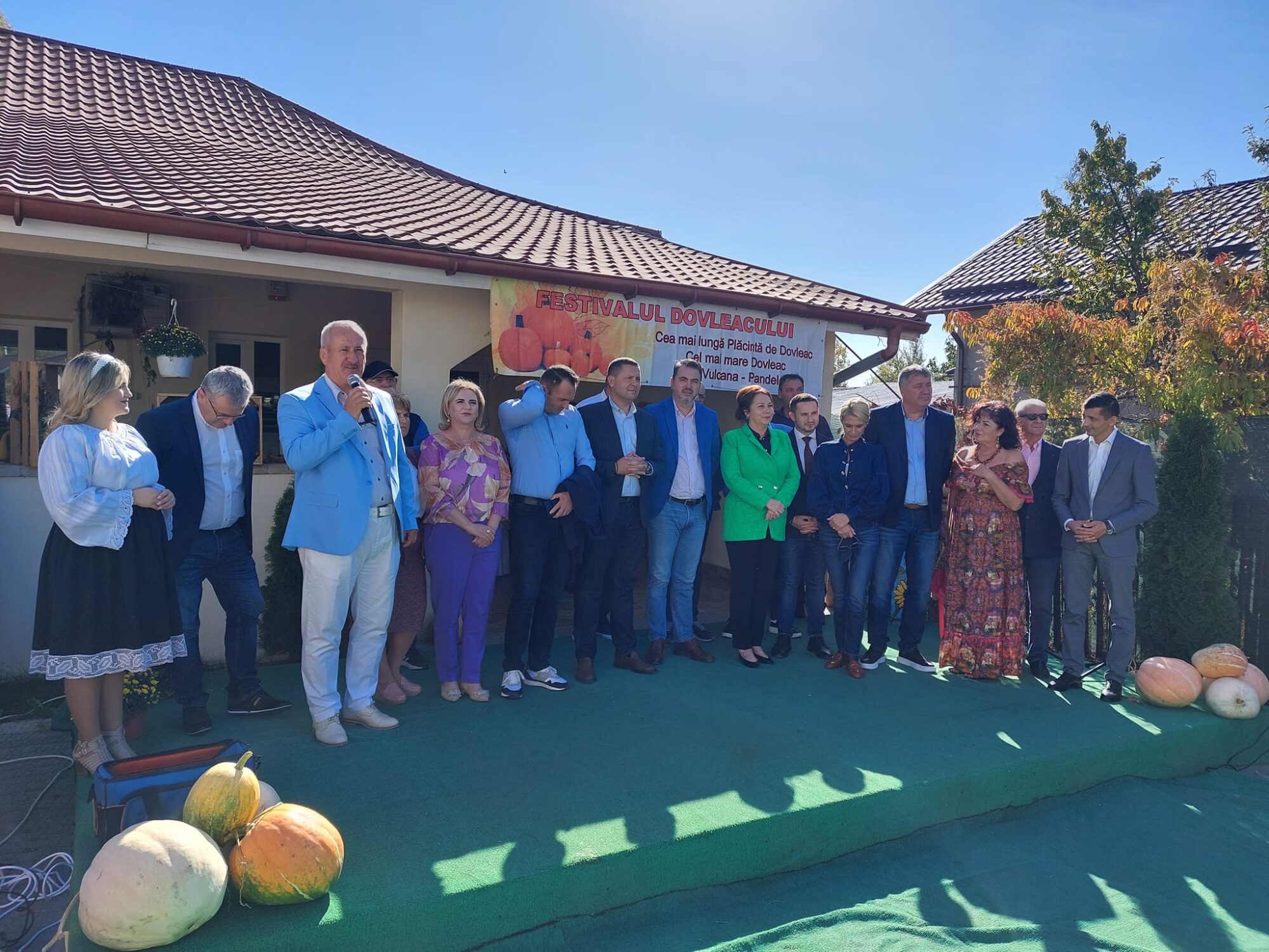 Tradiția Festivalului Dovleacului: 21 de ani de Bucurie și Cultură în Vulcana Pandele